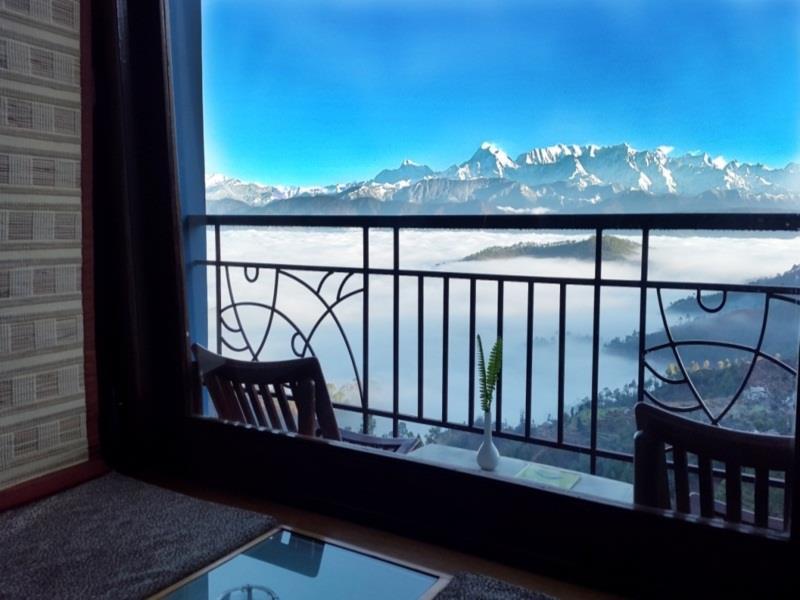 Hotel Pratiksha Himalayan Retreat Kausani Exterior foto